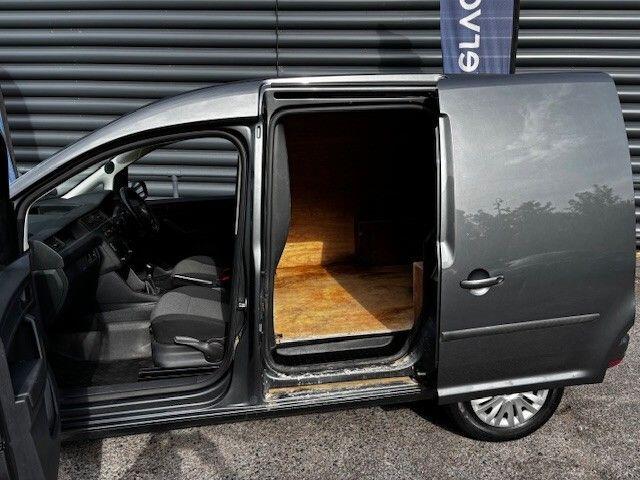 Volkswagen Caddy image 7